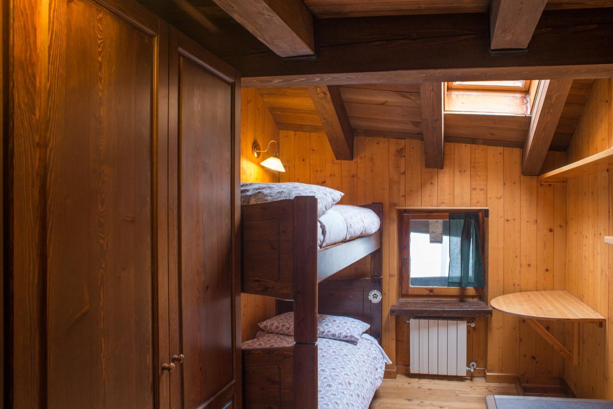 Mont Blanc Apartments Morgex Room photo
